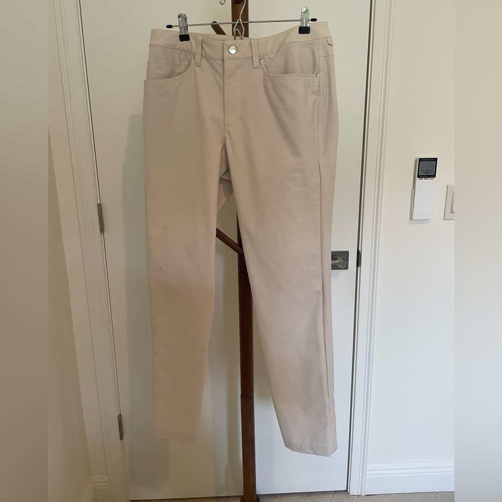 Lululemon ABC trousers, size 32